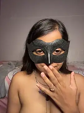 ItsRuby_05 Adlı Modelin Canlı XXX Sohbeti