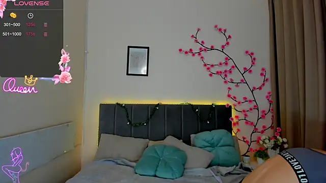 DellaRows' Live XXX Chat