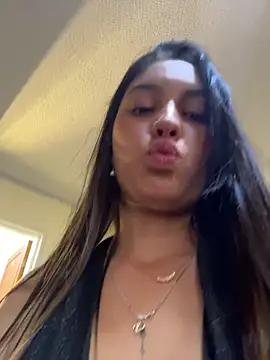 Chat XXX en directo de Lucyfer-fire