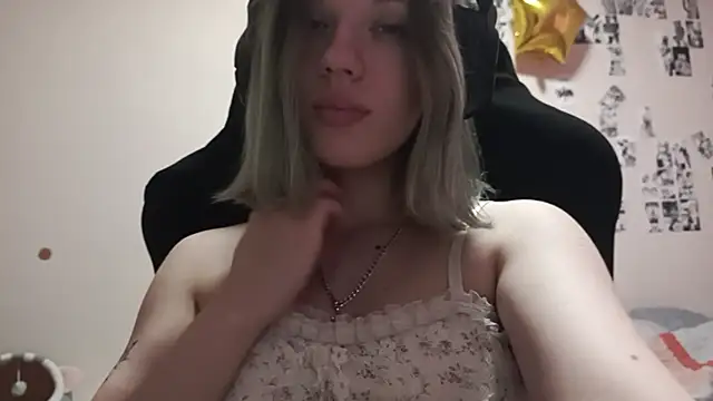 ViolettaCatechini Chat XXX in diretta