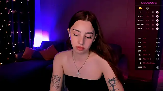 Chat XXX en directo de CharliGrace_