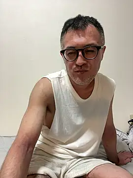 vansumi 即時 XXX 聊天