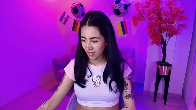 Rainy_doll Chat XXX in diretta