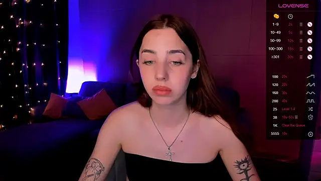 Chat XXX en directo de CharliGrace_