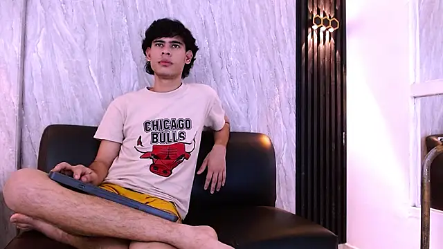 Kevin_Brooks1 Live XXX-Chat