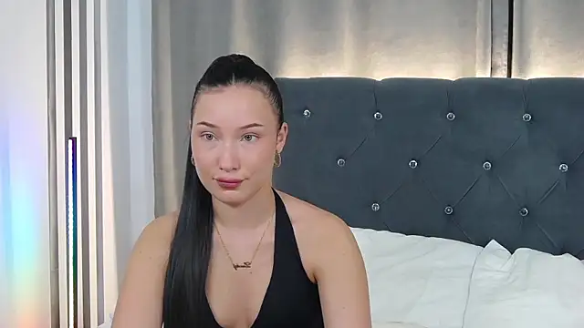 VikkyVonn's Live XXX Chat