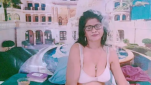 Živý XXX chat IndianAllure