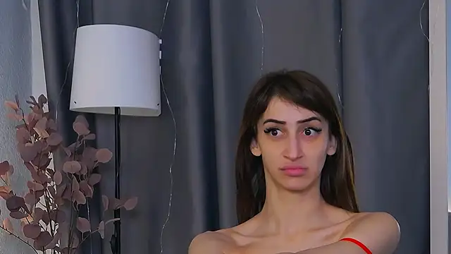 SofiaHill's Live XXX Chat