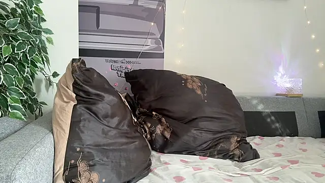 Fanny_Fresh – Naživo XXX chat