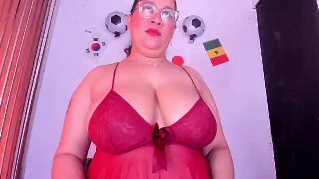 alondrabigtitsのライブXXXチャット
