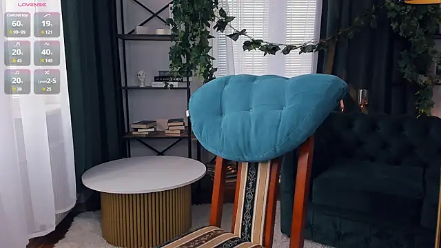 XXX chat uživo modela InesPiek