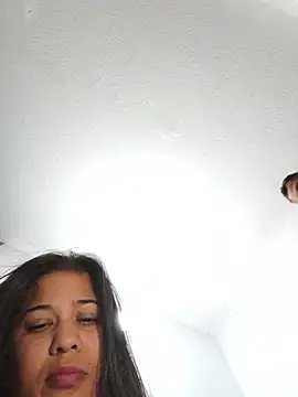 lunaywolfgray's Live XXX Chat