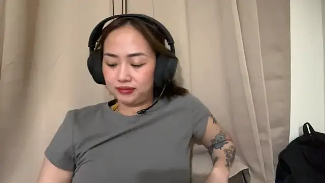 DungBillesbach's Live XXX Chat