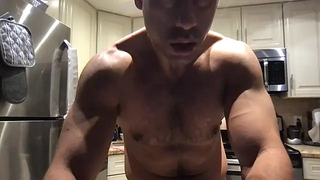 BigGuyMuscle's Live XXX Chat