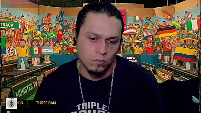 chino_roz Show Webcam