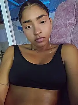 Milu_Luthor's Live XXX Chat