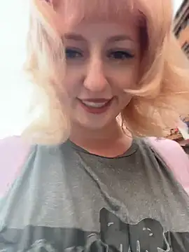 RonnieKiss 라이브 XXX 채팅