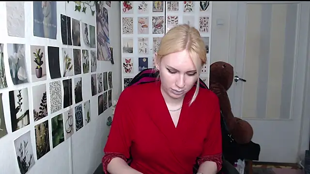 CapriScorpion Live XXX Chat