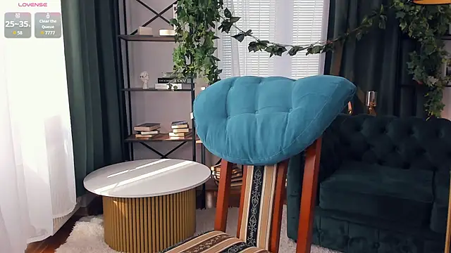 InesPiek Adlı Modelin Canlı XXX Sohbeti