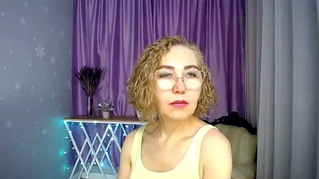 queen_a_n_i Live XXX-Chat