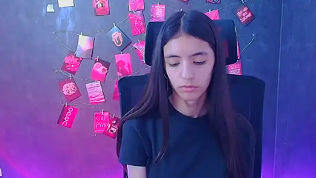 Aishell_ Live XXX-chat