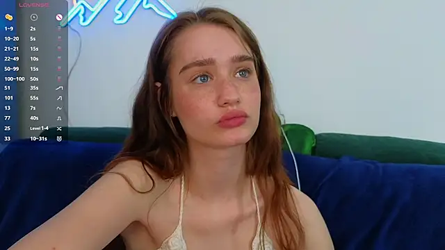 AliviaWithLove's Live XXX Chat