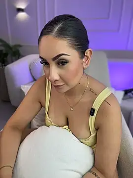GabriellaFerrer Chat XXX in diretta