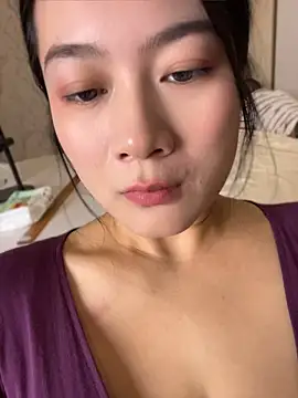 mo-mo-69 라이브 XXX 채팅