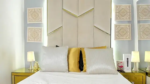 Živý XXX chat KarinaaCoxx