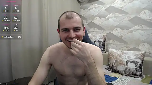 SerzhKorol1's Live XXX Chat