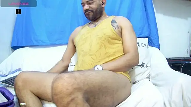 Chat XXX ao vivo de bruce_bigg