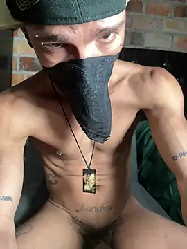 CRAZY-BOY99 – Live XXX-chat
