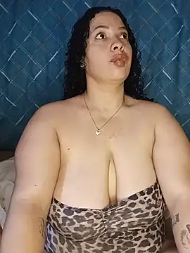 Chat +18 de DivaCaliente1 ao vivo