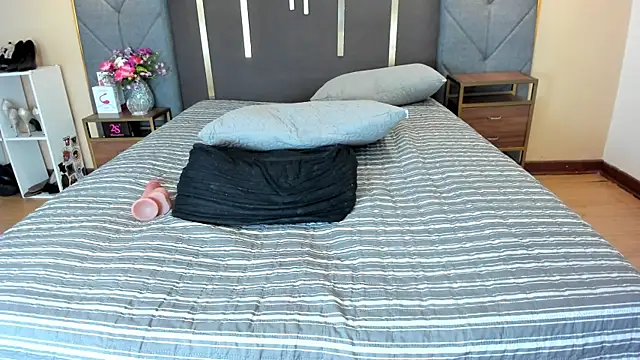 SofiiMontes Chat XXX live