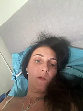 Miroslava1247 Adlı Modelin Canlı XXX Sohbeti