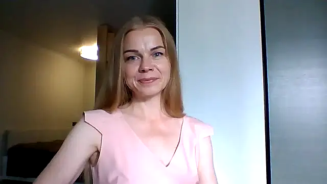 Tina5394's Live XXX Chat