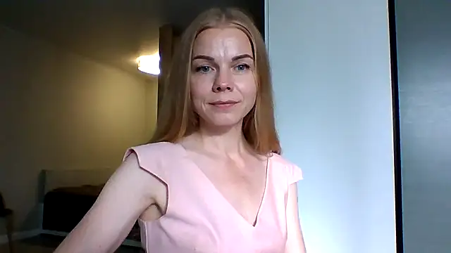 Tina5394 élő XXX-chatje