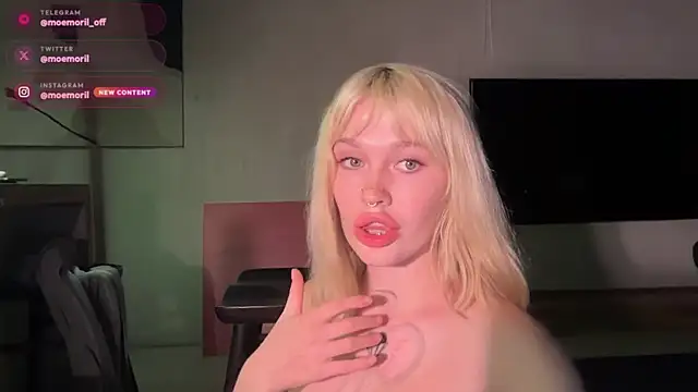Golden_Aline's Live XXX Chat