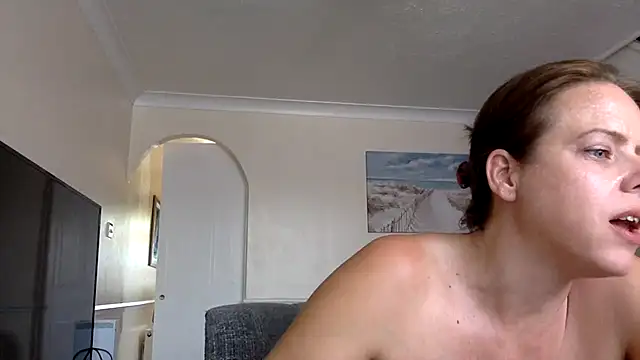 ElizabethArden42- live XXX chat