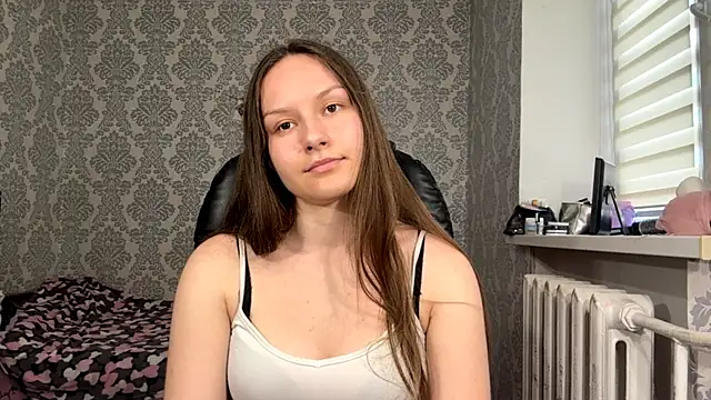 ShaylaChong Adlı Modelin Canlı XXX Sohbeti