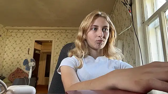 LisaBam's Live XXX Chat