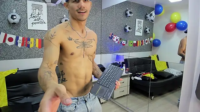 Jared_Cole: онлайн-секс-чат