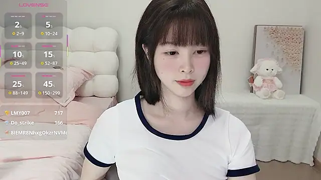 Anna-2005 Live XXX-Chat