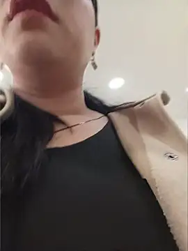 SOFI__10のライブXXXチャット