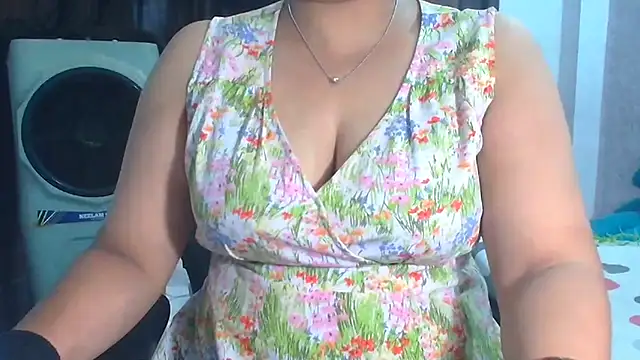 Chat XXX ao vivo de SimmiQueen_77