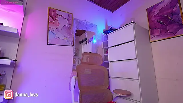 DannaaLovs' Live XXX Chat