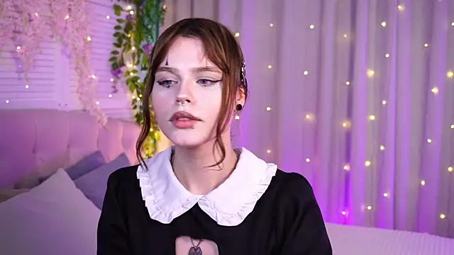 LunaSilvermoonn Live XXX chat