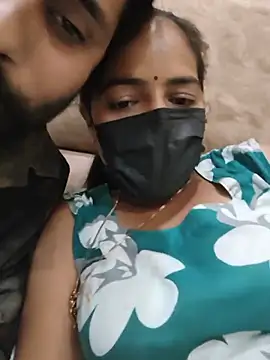 צ'אט XXX בשידור חי של YOURBHABI143