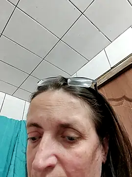 צ'אט XXX בשידור חי של Ulyana396