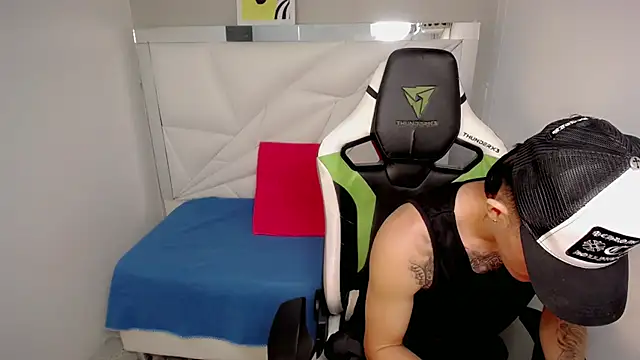 Delaware_'s Live XXX Chat